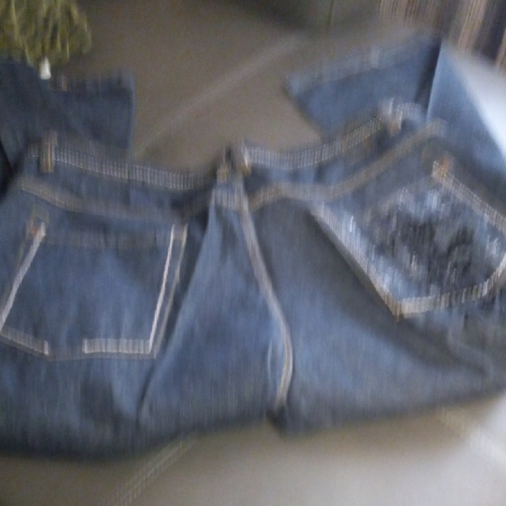 Classic Indigo Relaxed Fit Jeans - Picture 4 of 6